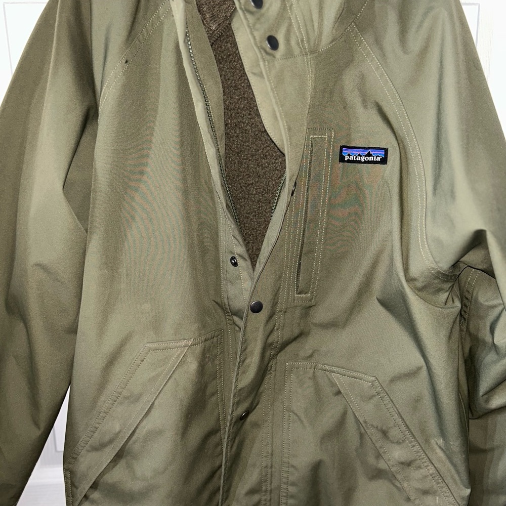 Patagonia men’s 3 in 1 better sweater raincoat